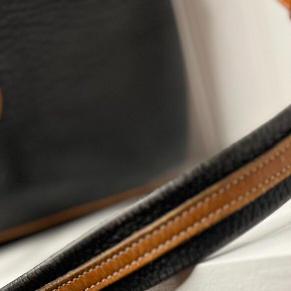 Dooney & Bourke Women's Drawstring Shoulder Bag Handbag Multicolor Size Medium - Picture 4 of 9